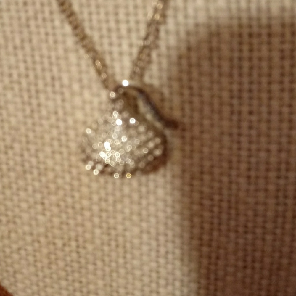 Jc penny sterling kiss necklace - Picture 2 of 4